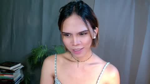 Lana But you can spell it backwards online show from March 29, 8:21 pm