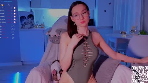 Sheyli online show from December 13, 9:09 pm