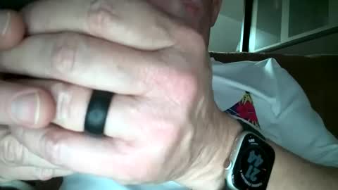 mike-stubbs online show from February 4, 12:44 pm