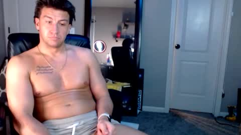 shimmyloe online show from February 1, 1:57 am