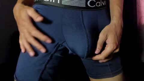 Elliot online show from January 29, 8:35 pm