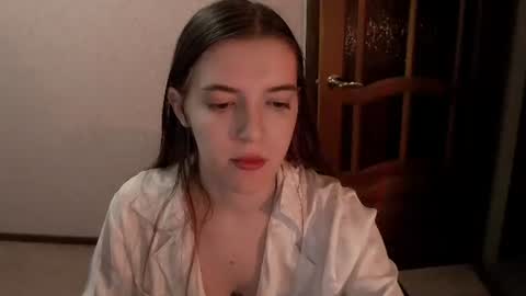 shiraha___rafieru online show from September 13, 11:07 pm