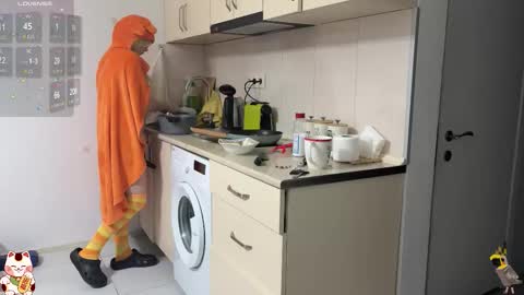 Im Lilu Rosenblum  Guys I have   ----Ill be glad to see you there online show from December 3, 6:52 pm