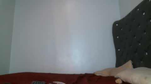 Shi-ro online show from February 15, 8:18 pm