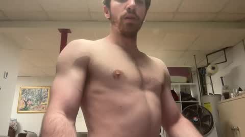 shirtlesshunk15 online show from May 16, 9:24 pm