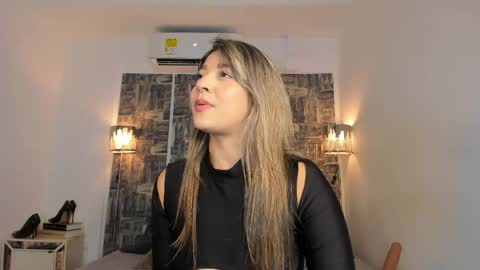 SHOFIA online show from May 28, 8:40 pm