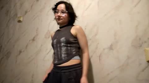 Margo online show from November 17, 1:03 pm