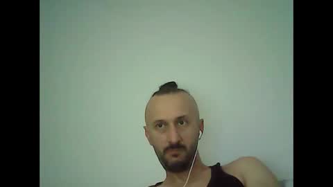 Snapshot of shooter_coool chatting on October 26, 12:06 pm shooter_coool online show from October 26, 12:06 pm