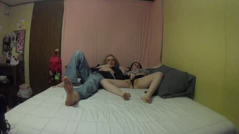 Short Cakes online show from December 14, 6:35 am