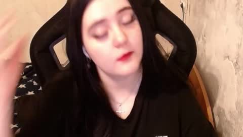 Snapshot of show_for_you chatting on December 11, 5:58 pm show_for_you online show from December 11, 5:58 pm