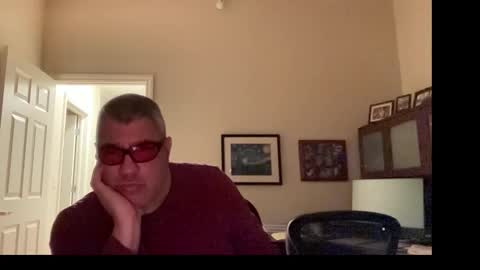 Chicago Guy online show from November 15, 4:36 am