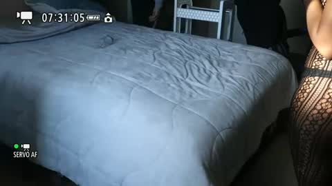 shvrkbxy online show from February 18, 2:27 pm