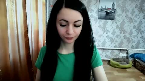 shy_cat_candy online show from May 20, 11:38 am