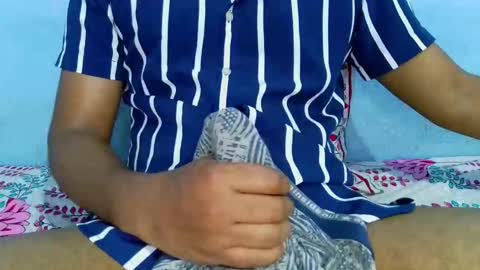 shyeyes online show from February 21, 2:27 pm