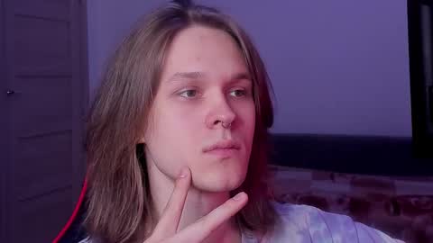 Mark online show from September 19, 12:31 pm