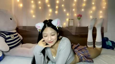 shy_pink_doll online show from May 24, 4:24 pm