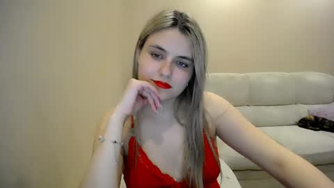 shy_sabrina_ online show from April 22, 8:49 pm