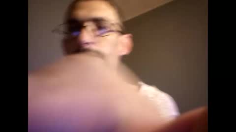 Snapshot of shybilly40 chatting on October 8, 10:38 pm shybilly40 online show from October 8, 10:38 pm