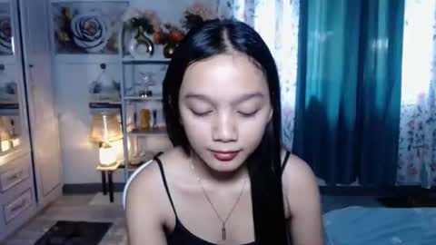 lyn online show from May 31, 4:22 am