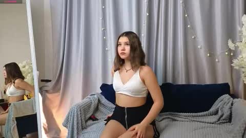 Sia online show from January 13, 12:13 pm