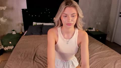 Sidny online show from March 6, 9:19 am