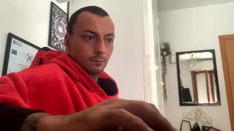 sidvicious23cm online show from September 30, 12:26 pm