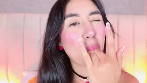 Snapshot of sienna_lorengb chatting on September 24, 12:45 pm Camila Vargas online show from September 24, 12:45 pm