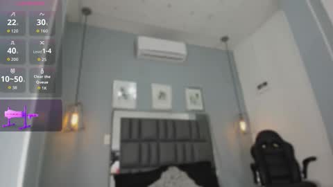 Snapshot of sienna_miller_27 chatting on October 23, 11:34 am Keira online show from October 23, 11:34 am