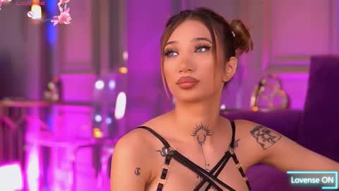 Sienna online show from November 6, 7:06 pm