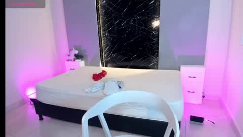 siennaruby1 online show from February 19, 8:52 pm