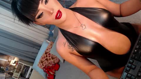 Sierrafina online show from March 12, 6:50 am