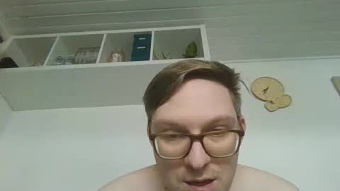 silent_control93 online show from March 8, 3:05 pm