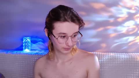 Kate online show from March 19, 6:13 pm