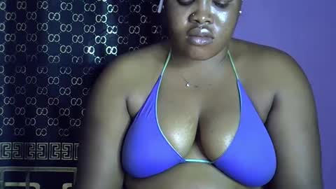 Snapshot of silver_baby06 chatting on October 14, 10:13 pm silver baby06 online show from October 14, 10:13 pm