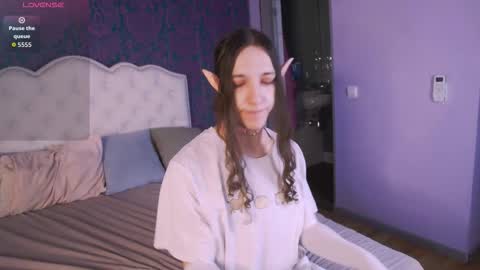 silvermuse online show from March 1, 8:35 pm