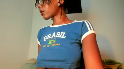 silverosequeen online show from July 7, 8:51 am