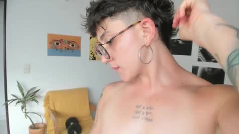 Sim. online show from January 15, 9:20 pm