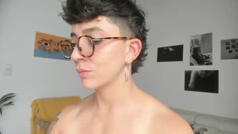 Sim. online show from January 24, 7:28 pm