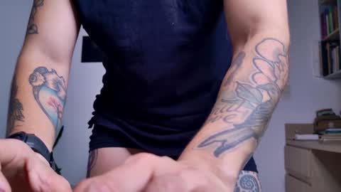 Sim. online show from October 5, 6:26 pm