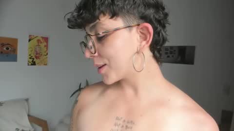 Sim. online show from January 4, 8:27 pm