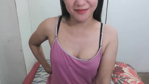 Snapshot of simpleladie15 chatting on October 25, 7:08 am marisweet online show from October 25, 7:08 am
