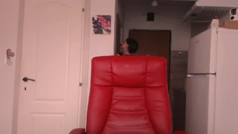 simyhvn online show from March 29, 1:02 pm