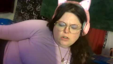 Siofra online show from November 6, 3:09 am