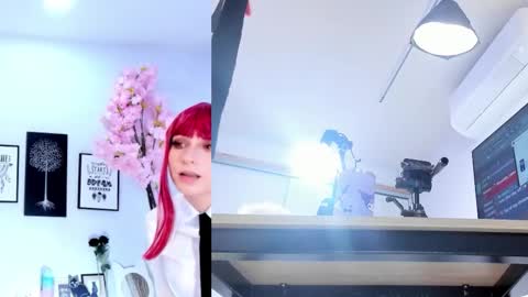 Snapshot of siouxsie_cenobite chatting on October 28, 11:44 am Siouxsie online show from October 28, 11:44 am