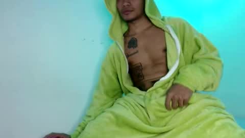 Snapshot of sir_black1 chatting on December 31, 7:07 pm Sir black online show from December 31, 7:07 pm