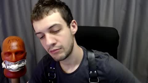 Sir Damien online show from October 4, 8:50 pm