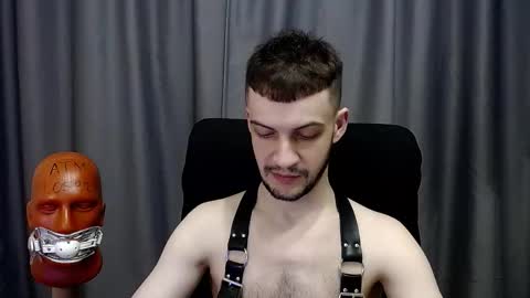 Sir Damien online show from December 5, 3:06 am