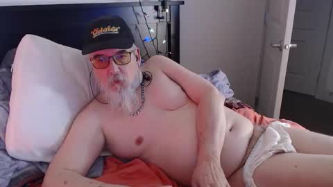 sir beer can the friendly hermit online show from December 15, 9:05 am