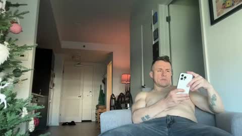 sirbubblesworth online show from June 15, 11:30 pm