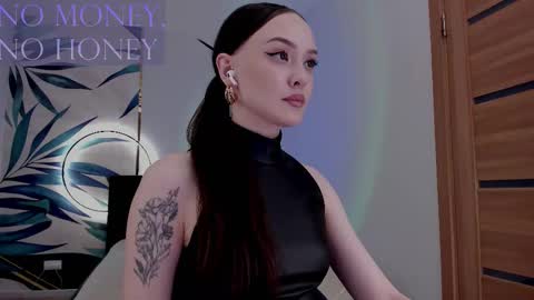 Goddess Sirena online show from February 10, 6:27 am